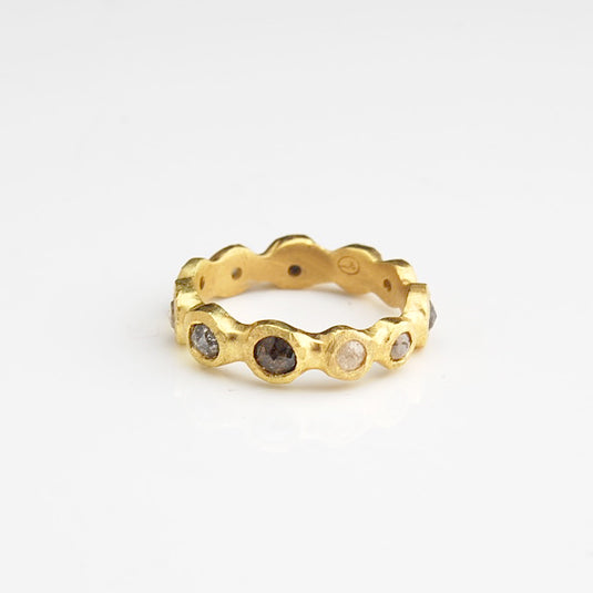Barnacle Ring - 18k yellow gold and grey diamond